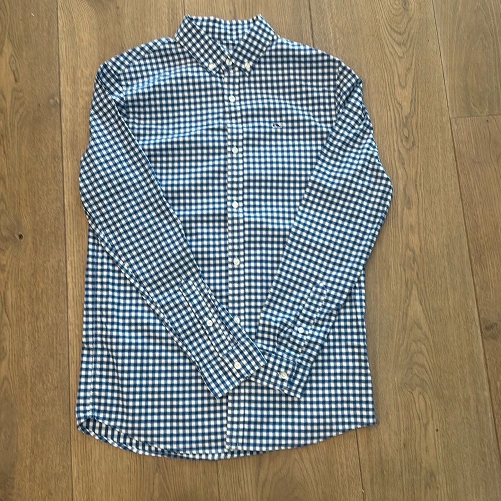 Vineyard Vines on the go performance button down shirt